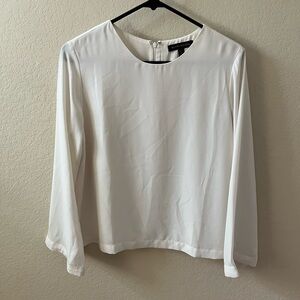 Banana Republic Women’s White Long-Sleeve Blouse Size S/P 100% Polyester